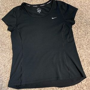nike t-shirt